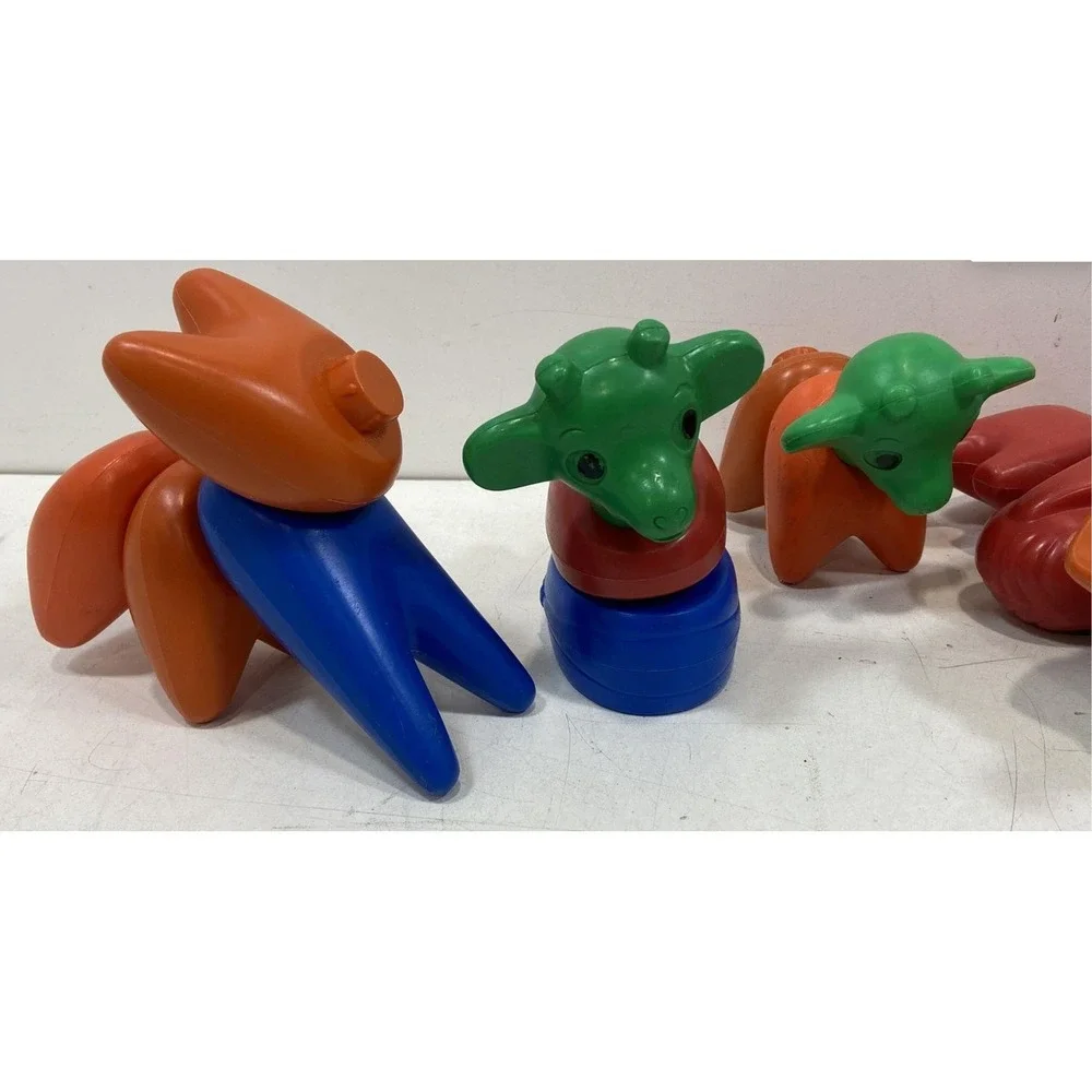 Vintage Tupperware 26 piece ZooIt Yourself Animal Building Toys Lot | 3 lb | USA